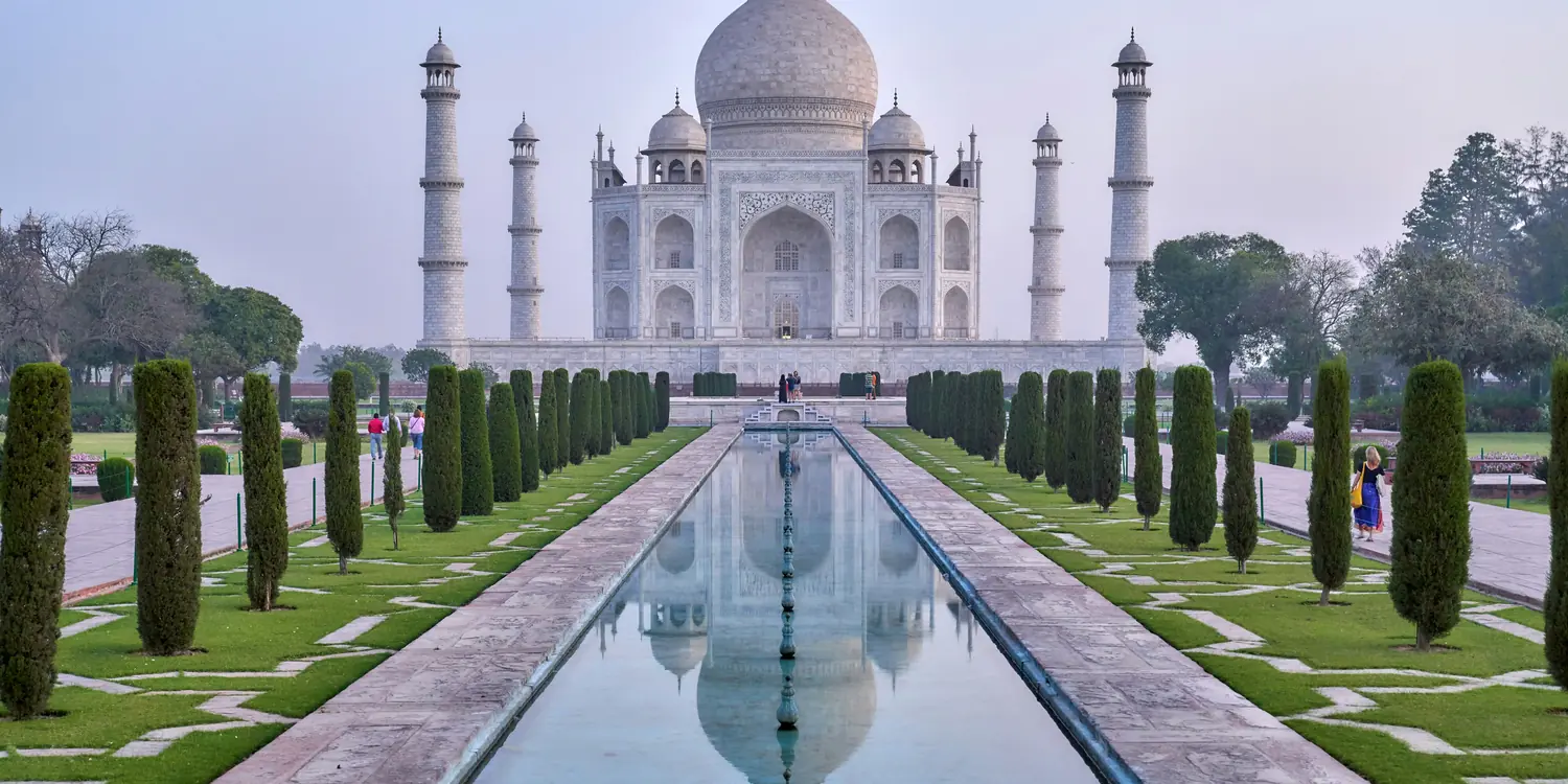 Background image of Delhi